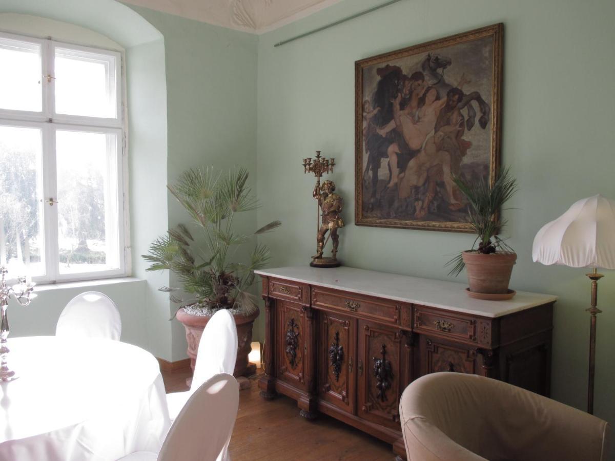 Gartenzimmer Im Schloss Neuhausen Neuhausen  Luaran gambar