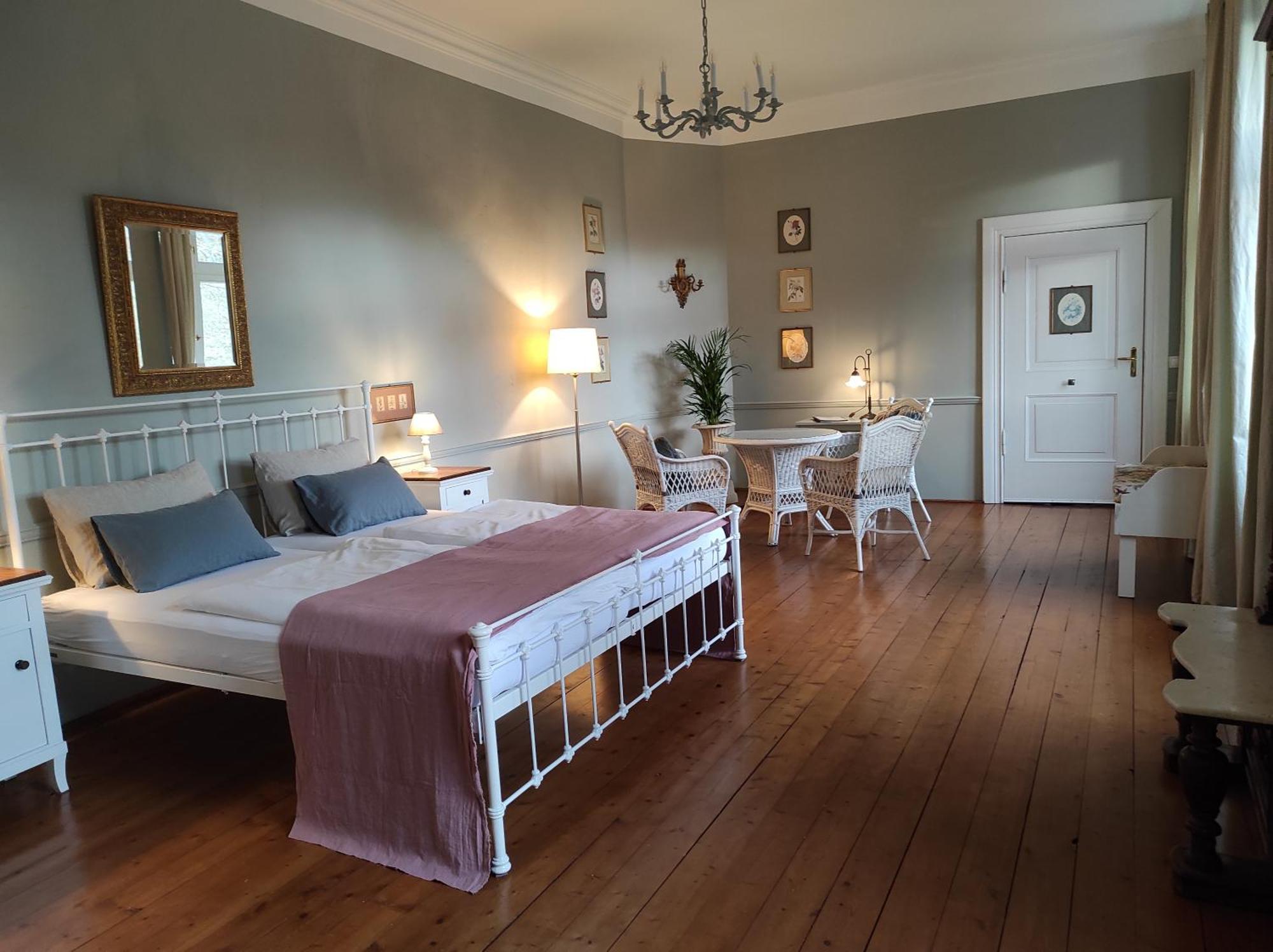 Gartenzimmer Im Schloss Neuhausen Neuhausen  Luaran gambar