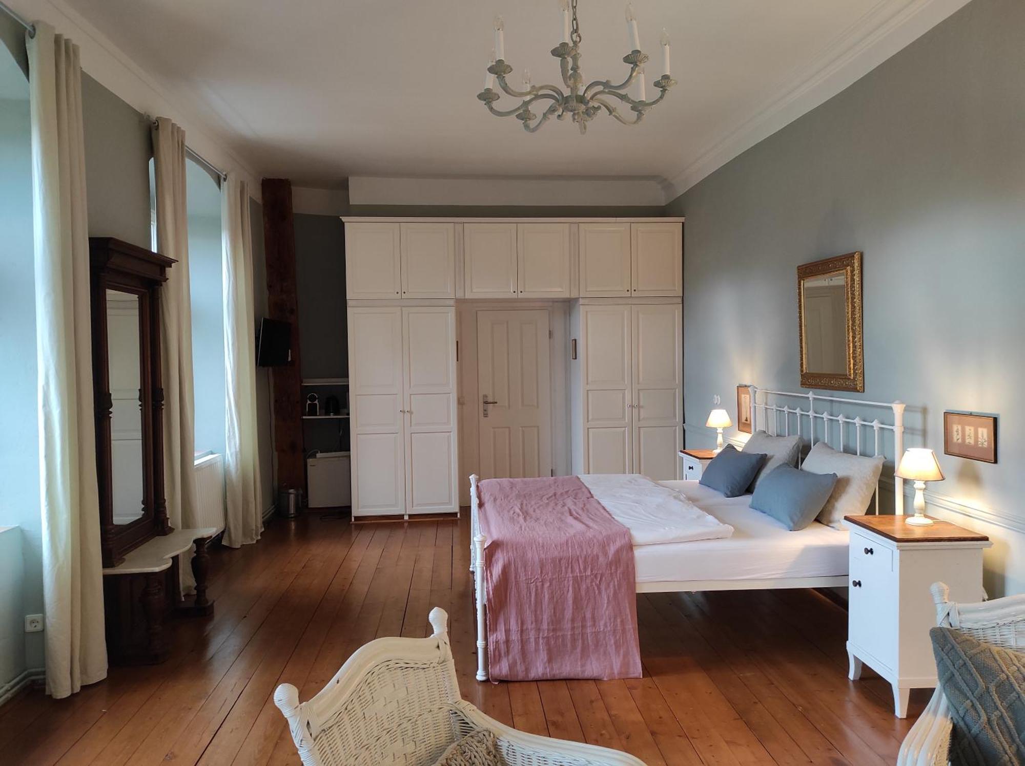 Gartenzimmer Im Schloss Neuhausen Neuhausen  Luaran gambar